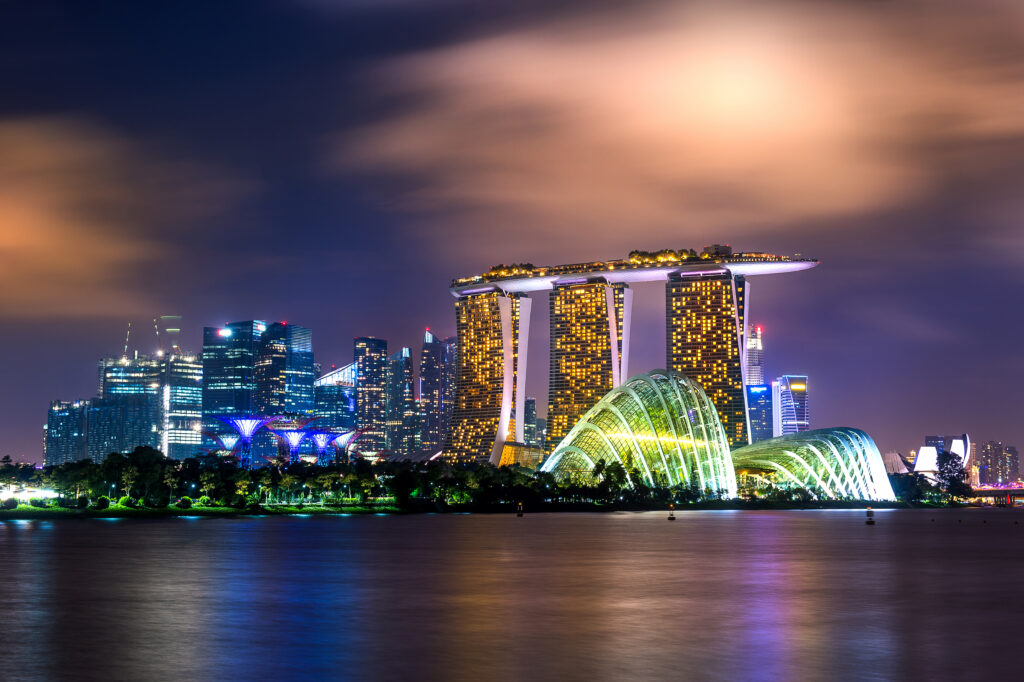 Cityscape of Singapore at night.