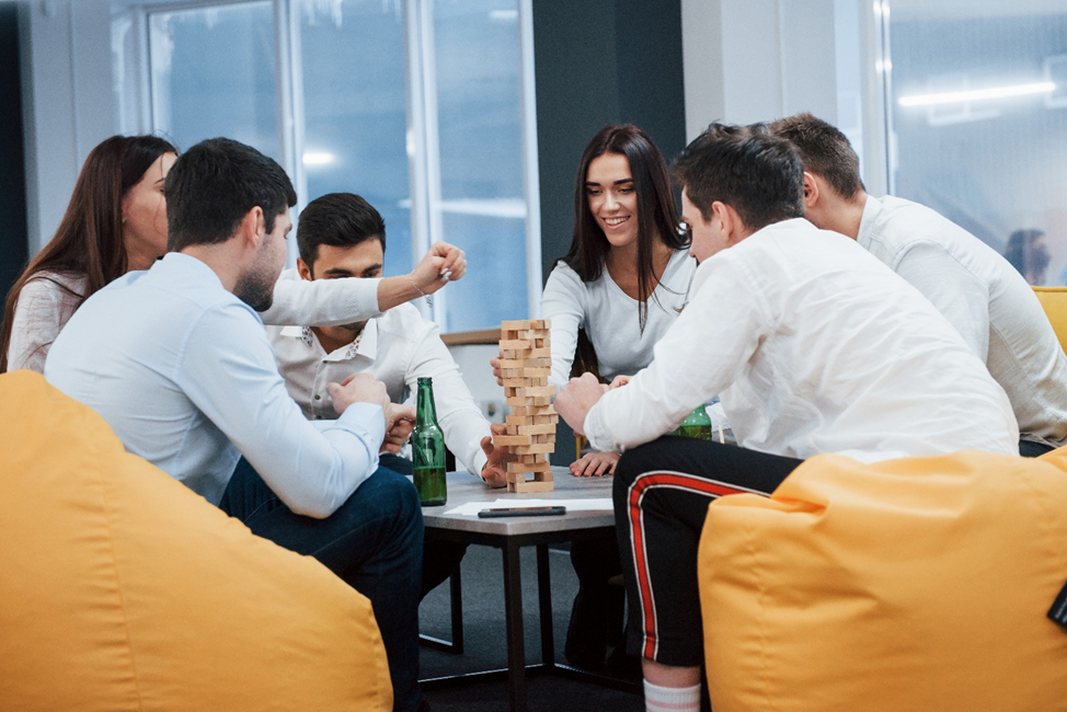 Image of students networking in Dubai